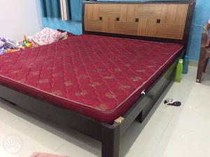 King Size bed 6.5’ by 6’ with sleepwell