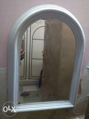 Wall mirror of 24 inch x 20 inch size of deepe