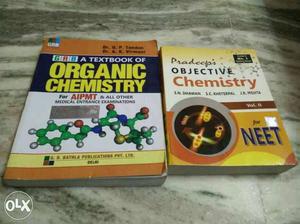 2 books for 500rs objective chemistry by Pradeep