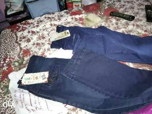 Brand new jeans for sale.. selling coz of size