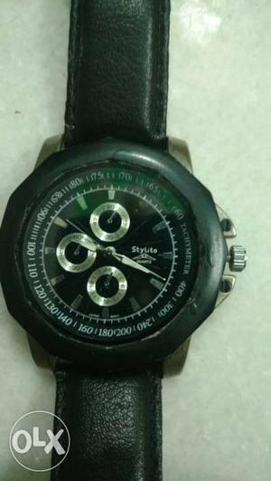 Excellent working condition sports watch. it's