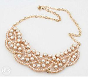 Pearl Embellished Gold-colored Toggle Chain Link Bib