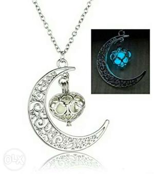 Pure silver glow in the dark necklace. Brand new,