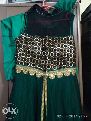 This is fresh ankarkali suit with sleeves bottle