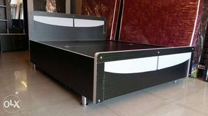 Black And White Wooden xenon double bed