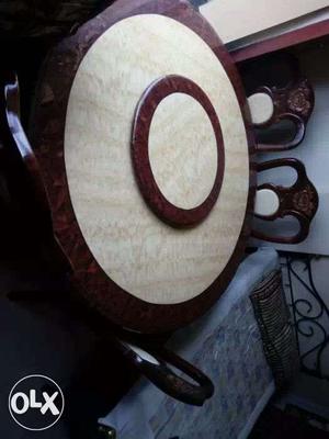 Brown And White Wooden Round Dining Table And 4 Chair..