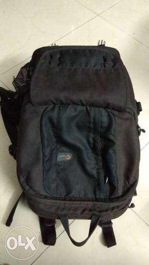 Lowepro Fastpack 350 camera bag