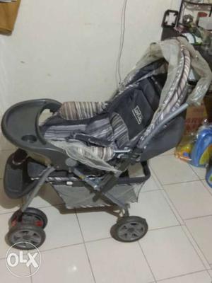 Luv lap baby pram. Only 1 month used