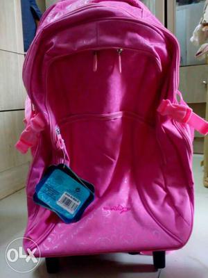 School trolly bag imported from dubai