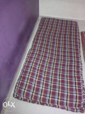 Single bed mattress with pillow