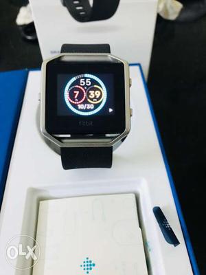 8 months old Fitbit Blaze in excellent condition