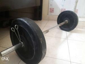 Black 5×2 kg plate 's with road