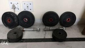 Dumbbell each set contains two big 2.5 pound and