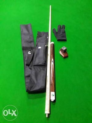 Power play snooker cue hardly used with cover and