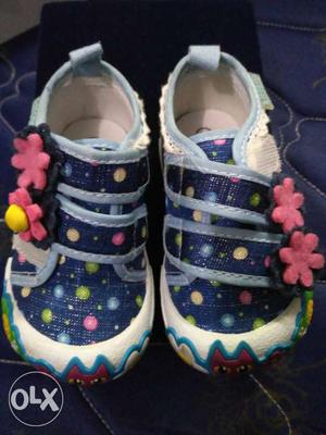 Toddler's White-and-blue Velcro Shoes