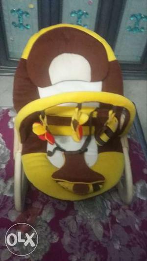 Almost New Baby Rocker in very good condition