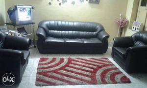 Black Leather Padded Sofa Set