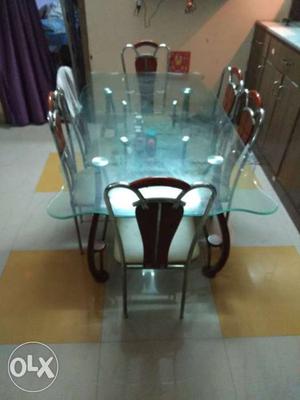 Dining Table with 6 chairs perfect condition