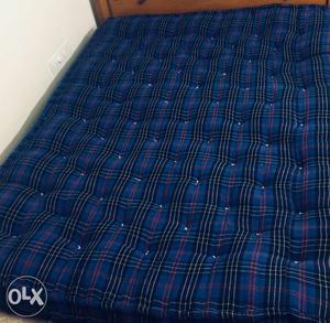 Double bed Qeen size 4 inch thick New Mattress