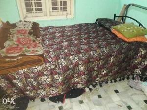 Foldable steel bed com cot available for sale