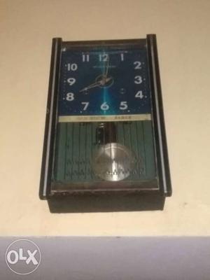 Jayco antic wall clock in good working condition