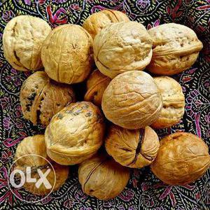 Kashmiri walnuts with shell, A one grade,sweet in