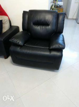 New Black Leather Recliner Chair. New not used