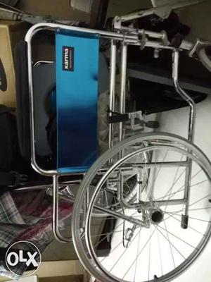 New Wheel chair with foot rust and full push