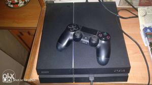 Sony PS4 Console With Wireless Dual Shock Controller