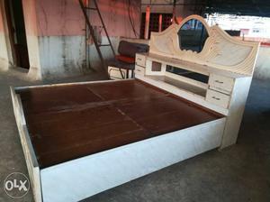 Wooden Bed 7×6 foot