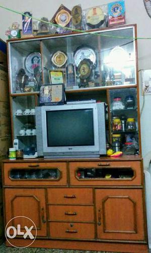 Wooden Showcase furniture for sale. its in good