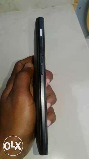 Black Berry z3 urrgent sale good phone 1.5 gb ram