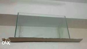 Fish tank 1*1.5 feet & metal lid