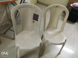 2 Plastic Chair