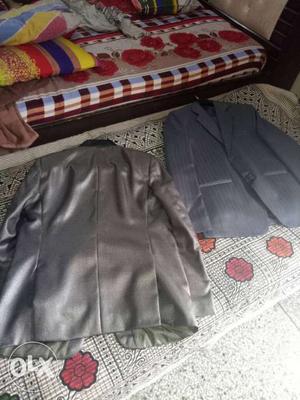 Barnd new coat and pent koi bhi ek