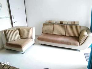 Brand new Luxury sofa (3+1) for immidiate sale.