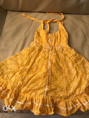 Girls frock/ dress, from age 1-3 year old. Just