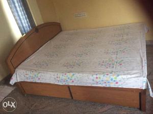 King size wooden cot with storage and bed (Relocation Sale)