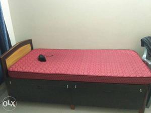New single wooden-box bed 6x3 feet