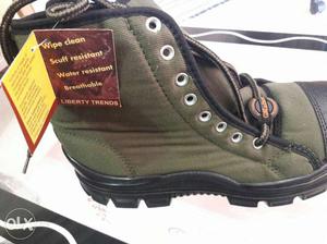 New unused Army rough n tough shoes