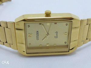 Quartz Watch In Gold Band