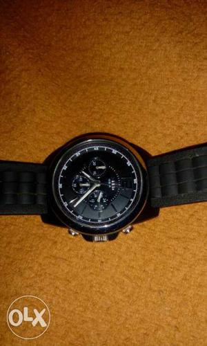 Round Black Chronograph Watch With Silicon Band