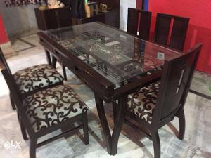 Selling Dining Table