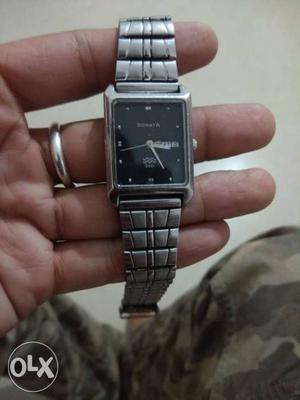 Sonata watch, 3 years old. cell not working