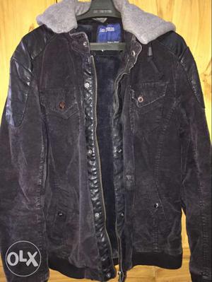 Stylish biker jacket wid hood