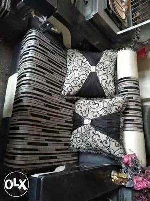 White And Black Leather Chaise Lounge