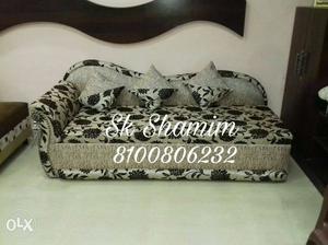 White And Brown Floral Padded Fainting Couch