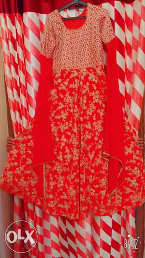 Women's Red And Beige Short Sleeved Dress