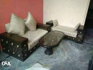 Black-and-gray Floral Wooden Sofa Furniture Set