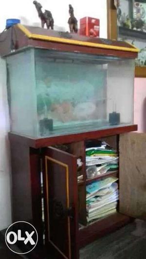 Fish tank with motor 2 types of colour stones